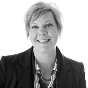 Meet your Posher, Elissa